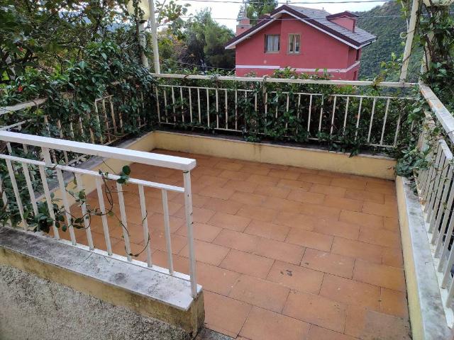 Villa Indipendente in vendita a Levà, Sori