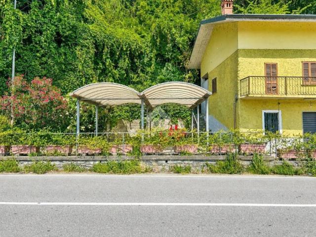 Villa Indipendente in vendita a Sorico, Lombardia
