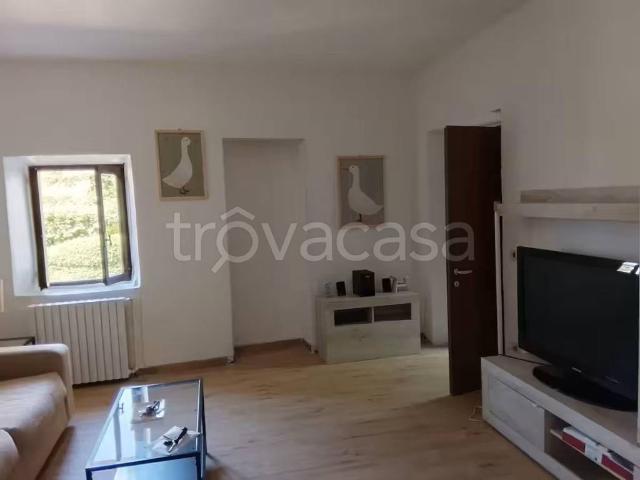 Villa Indipendente in vendita a Sornico, Lierna
