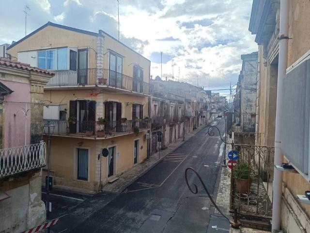 Villa Indipendente in vendita a Sortino, Sicilia