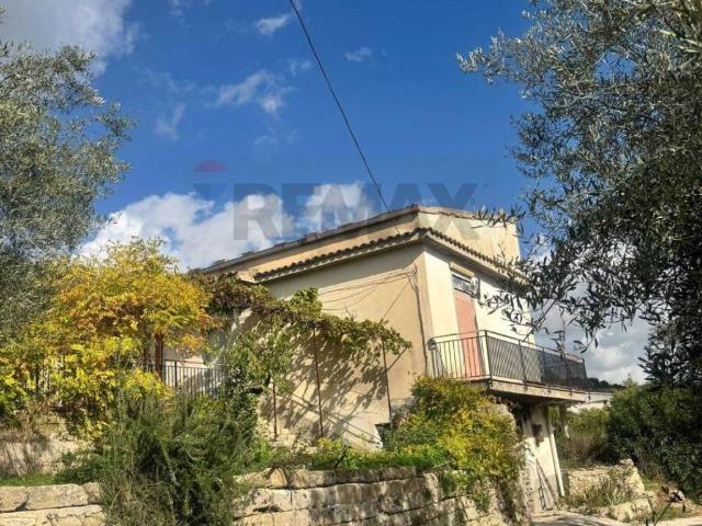 Villa Indipendente in vendita a Sortino, Sicilia