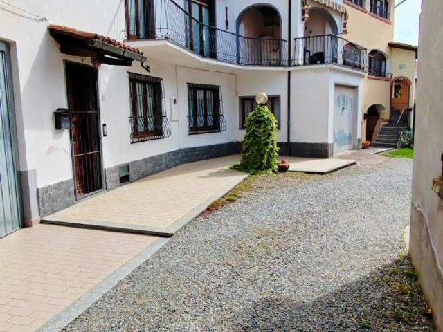 Villa Indipendente in vendita a Piemonte, Biella