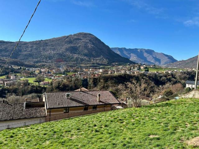 Villa Indipendente in vendita a Sovere, Lombardia