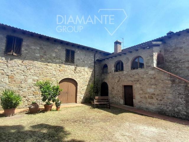 Villa Indipendente in vendita a Montarrenti, Sovicille