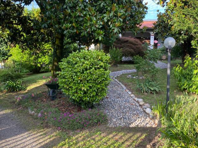 Villa Indipendente in vendita a Piemonte, Novara