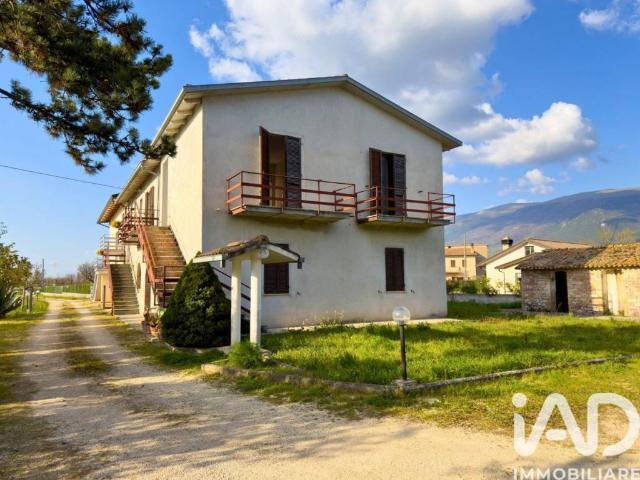 Villa Indipendente in vendita a Spello, Umbria