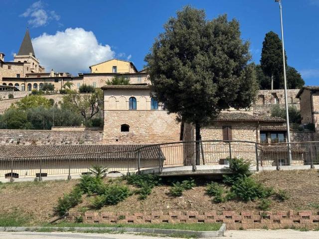 Villa Indipendente in vendita a Spello, Umbria