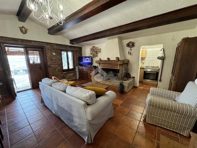 Villa Indipendente in vendita a San Giovanni, Spello