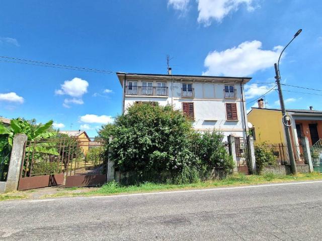 Villa Indipendente in vendita a Spessa, Lombardia