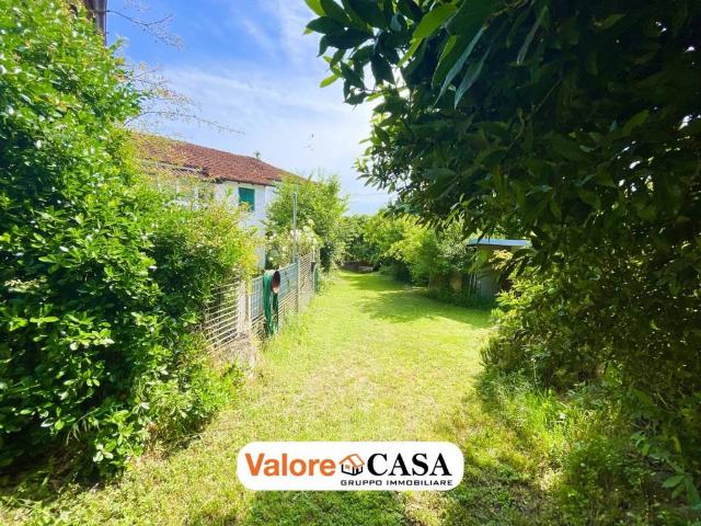 Villa Indipendente in vendita a Piemonte, Alessandria