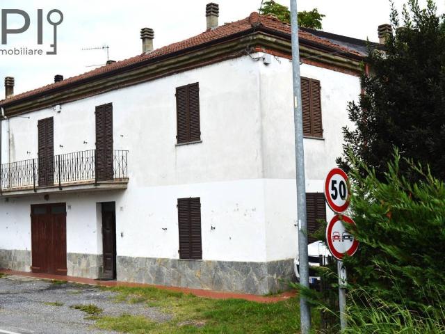 Villa Indipendente in vendita a Piemonte, Alessandria