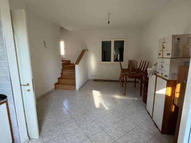Villa Indipendente in vendita a Sequals, Friuli-Venezia Giulia