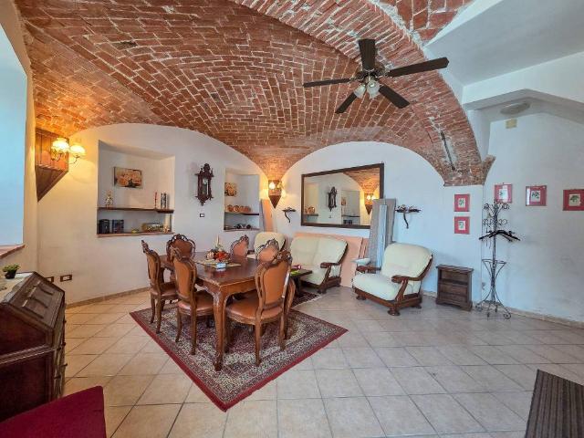 Villa Indipendente in vendita a Spineto Scrivia, Alessandria