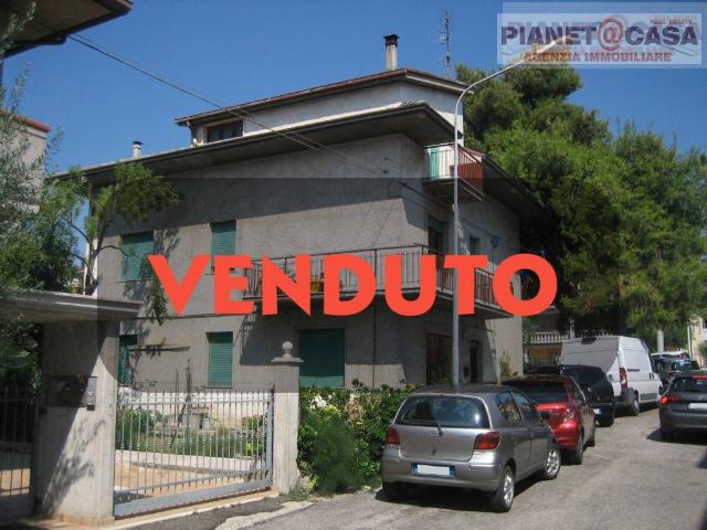 Villa Indipendente in vendita a Marche, Ascoli Piceno