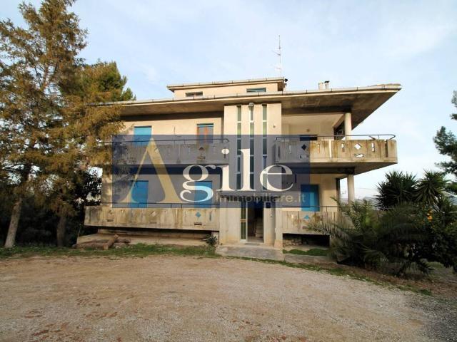 Villa Indipendente in vendita a Marche, Ascoli Piceno