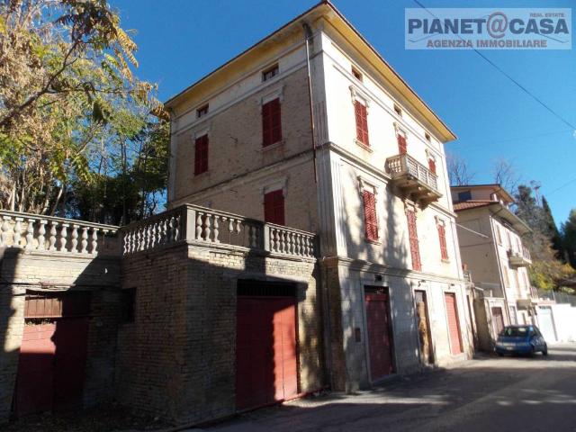 Villa Indipendente in vendita a Marche, Ascoli Piceno