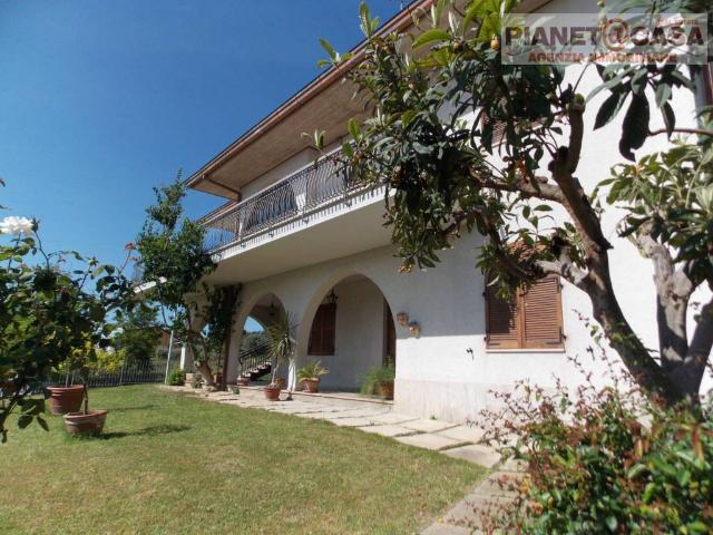 Villa Indipendente in vendita a Marche, Ascoli Piceno