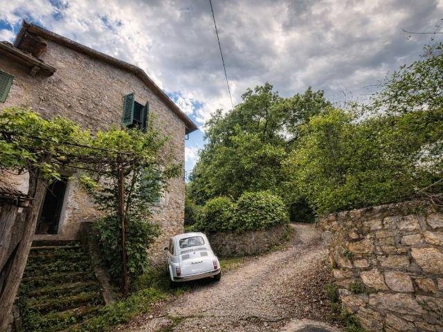 Villa Indipendente in vendita a Spoleto, Umbria