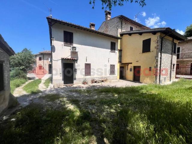 Villa Indipendente in vendita a Spoleto, Umbria