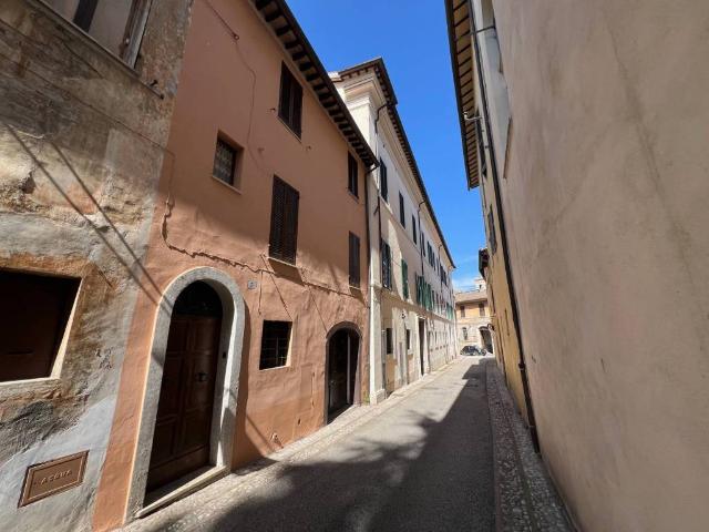 Villa Indipendente in vendita a Spoleto, Umbria