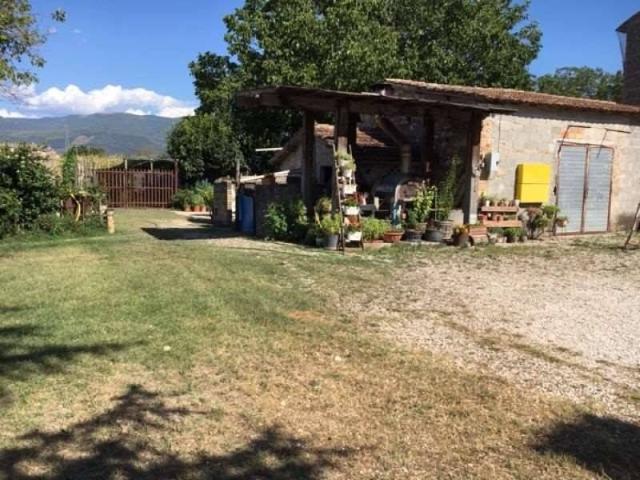 Villa Indipendente in vendita a Spoleto, Perugia