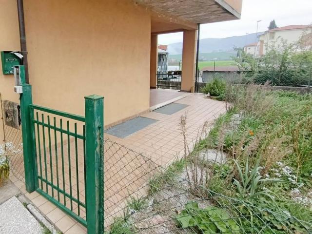 Villa Indipendente in vendita a San Venanzo, Spoleto