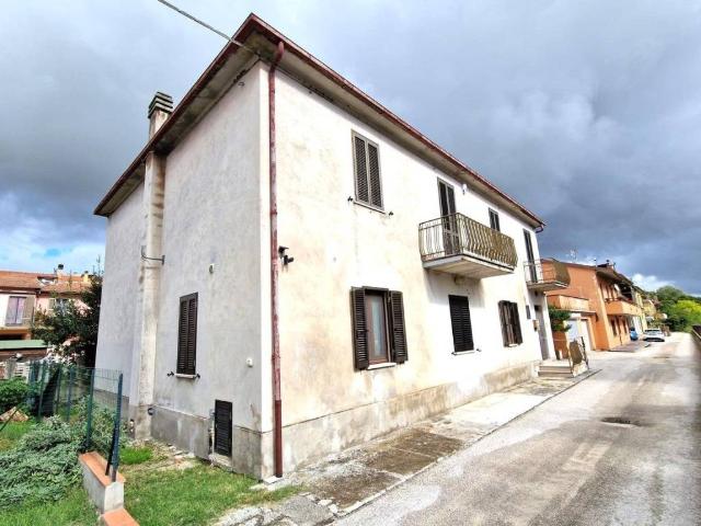 Villa Indipendente in vendita a Spoleto, Umbria