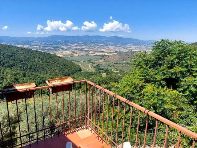 Villa Indipendente in vendita a Spoleto, Umbria