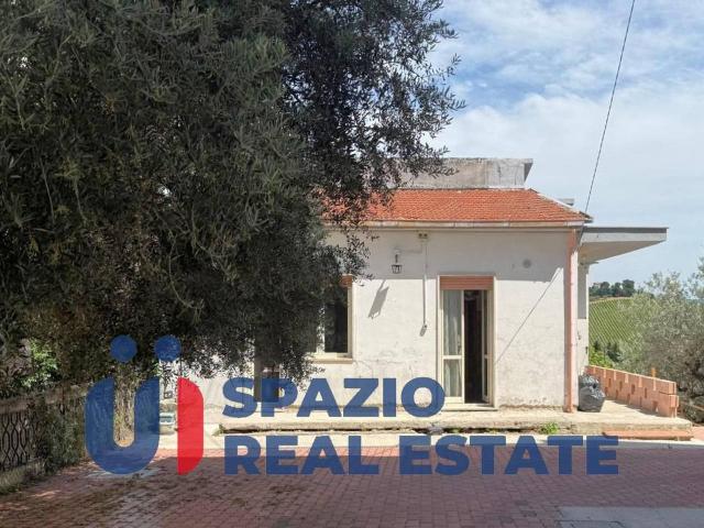 Villa Indipendente in vendita a Spoltore, Abruzzo