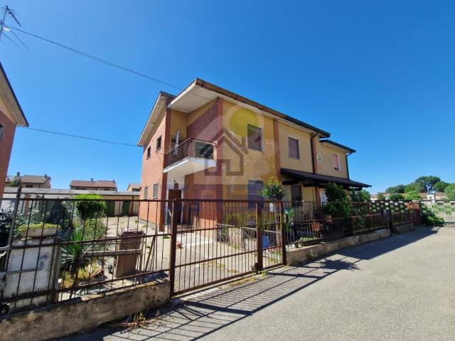 Villa Indipendente in vendita a Stagno Lombardo, Lombardia