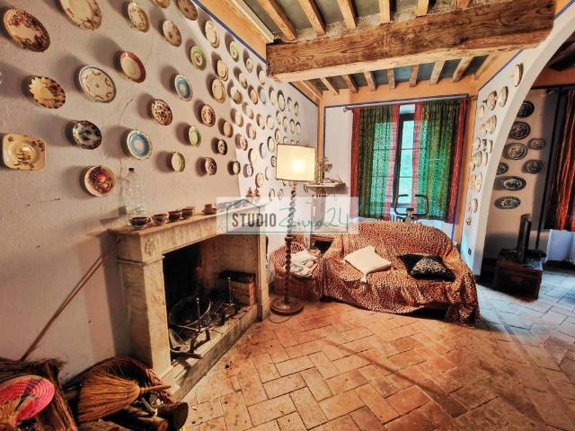 Villa Indipendente in vendita a Stazzema, Toscana