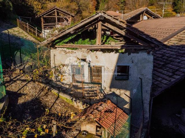Villa Indipendente in vendita a Comunità delle Giudicarie, Stenico