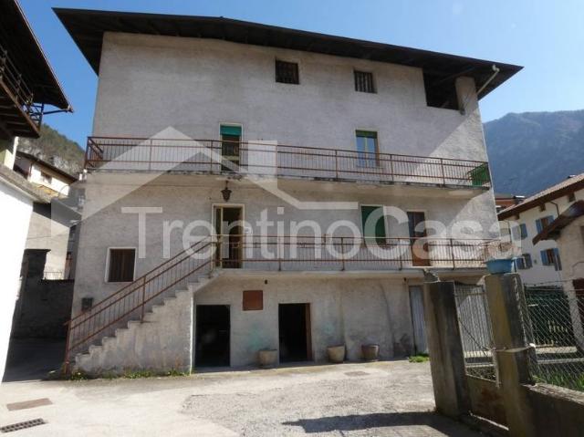 Villa Indipendente in vendita a Comunità delle Giudicarie, Storo