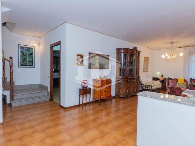 Villa Indipendente in vendita a Stra, Veneto