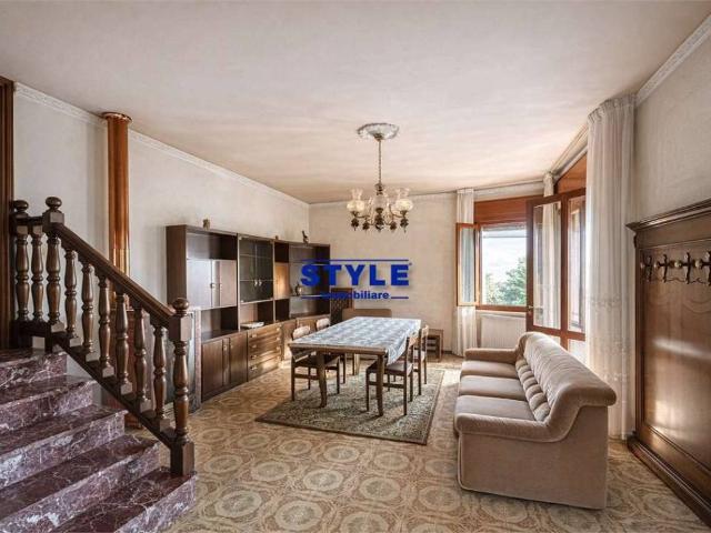 Villa Indipendente in vendita a Stra, Veneto