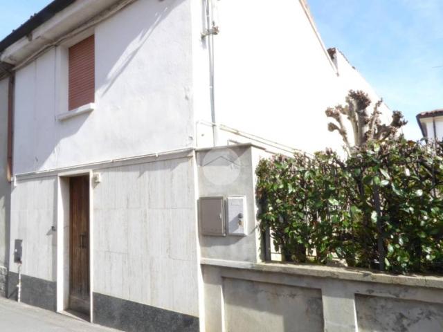 Villa Indipendente in vendita a C. Gavazzola, Stradella
