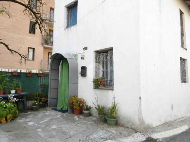 Villa Indipendente in vendita a C. Gavazzola, Stradella