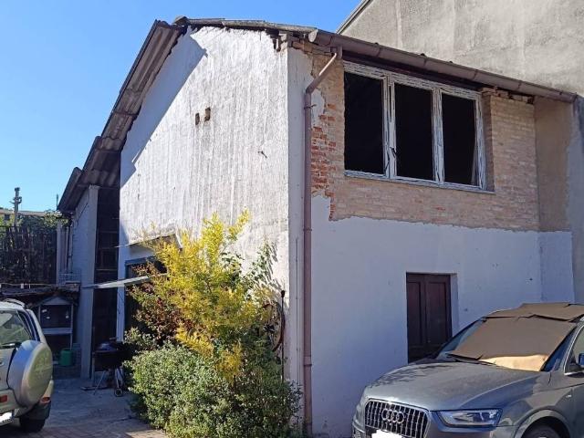 Villa Indipendente in vendita a Stradella, Lombardia