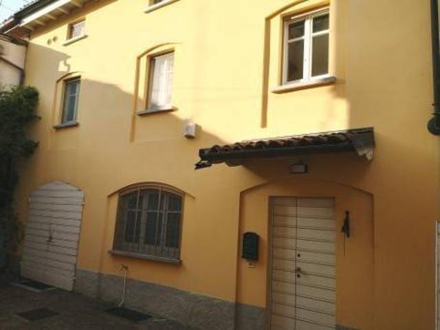 Villa Indipendente in vendita a Previano, Stradella