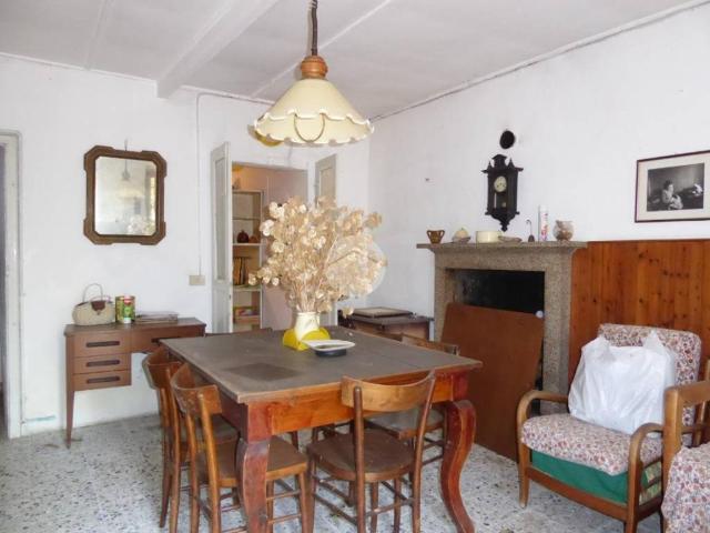 Villa Indipendente in vendita a Novella, Stradella