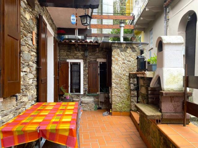 Villa Indipendente in vendita a Piemonte, Verbano-cusio-ossola