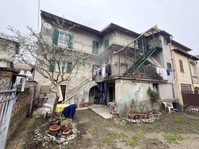 Villa Indipendente in vendita a Piemonte, Alessandria