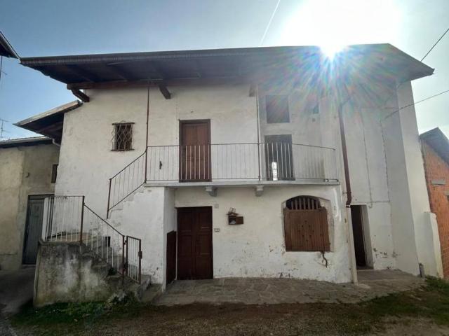 Villa Indipendente in vendita a Piemonte, Biella