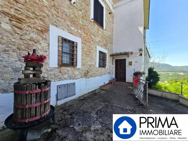 Villa Indipendente in vendita a Stroncone, Umbria