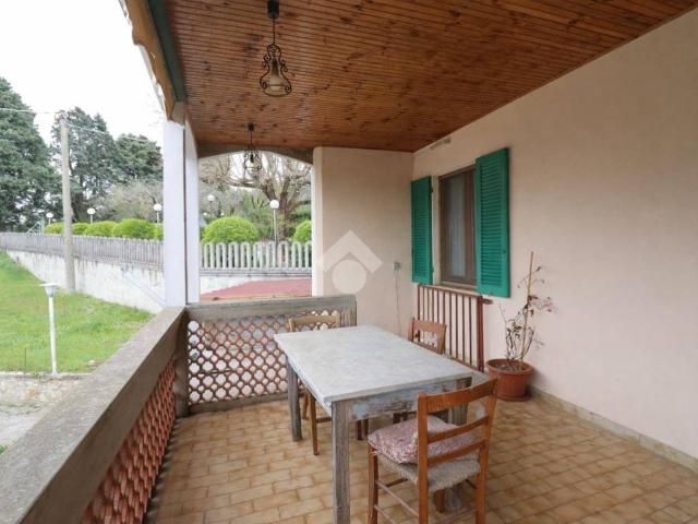 Villa Indipendente in vendita a Stroncone, Umbria