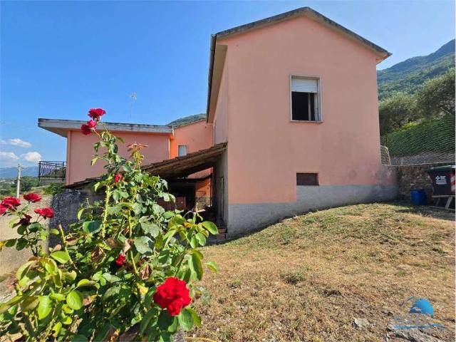 Villa Indipendente in vendita a Stroncone, Umbria