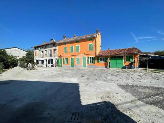Villa Indipendente in vendita a Suardi, Lombardia
