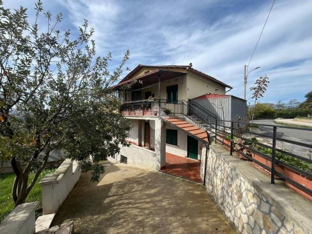 Villa Indipendente in vendita a Roma Capitale, Lazio