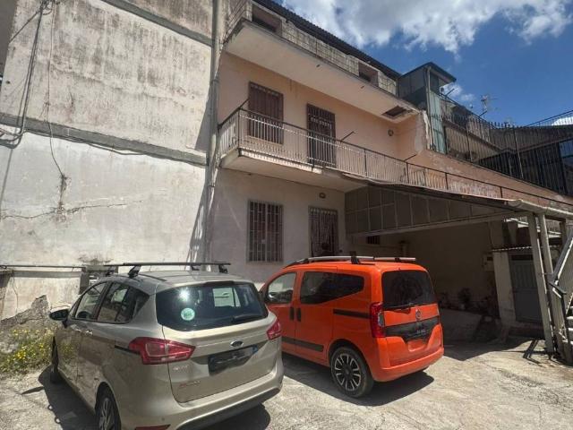 Villa Indipendente in vendita a Succivo, Caserta