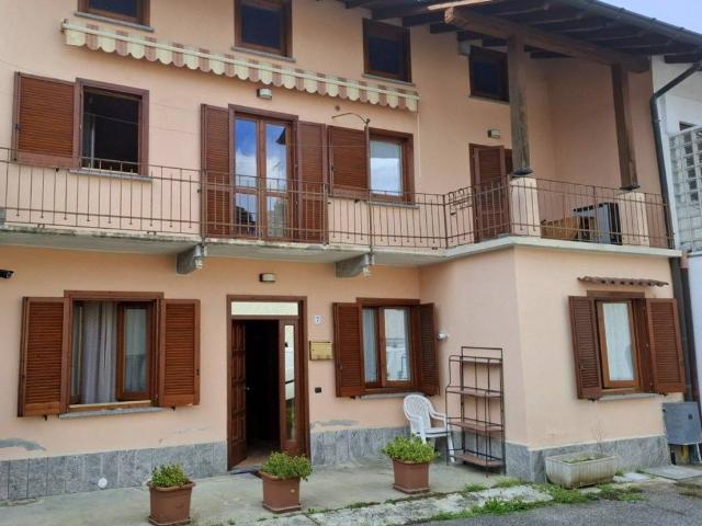 Villa Indipendente in vendita a Valdarno, Albizzate